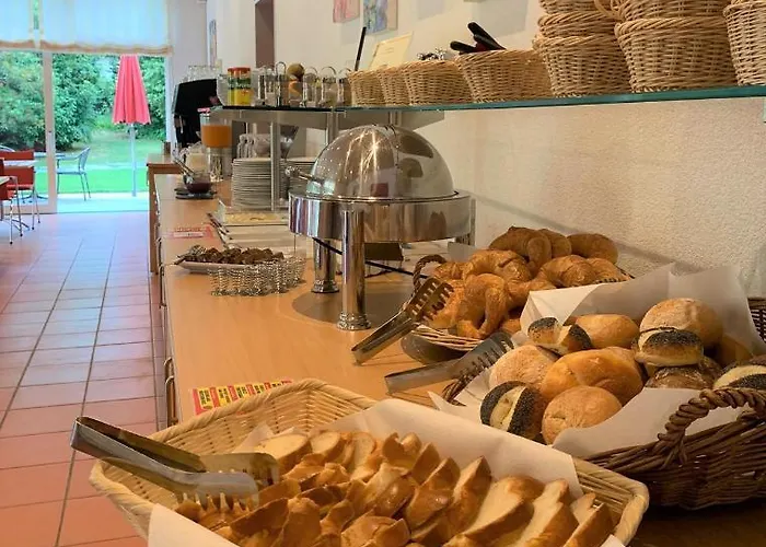 Parkhotel Emmaus - Casa Del Sole 3* 阿斯科纳